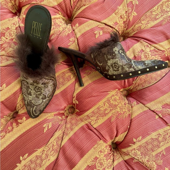Sz 7.5 Fabulous Pelle Moda Tapestry Mules with Faux Fur & 4.5” heel. - Picture 3 of 5